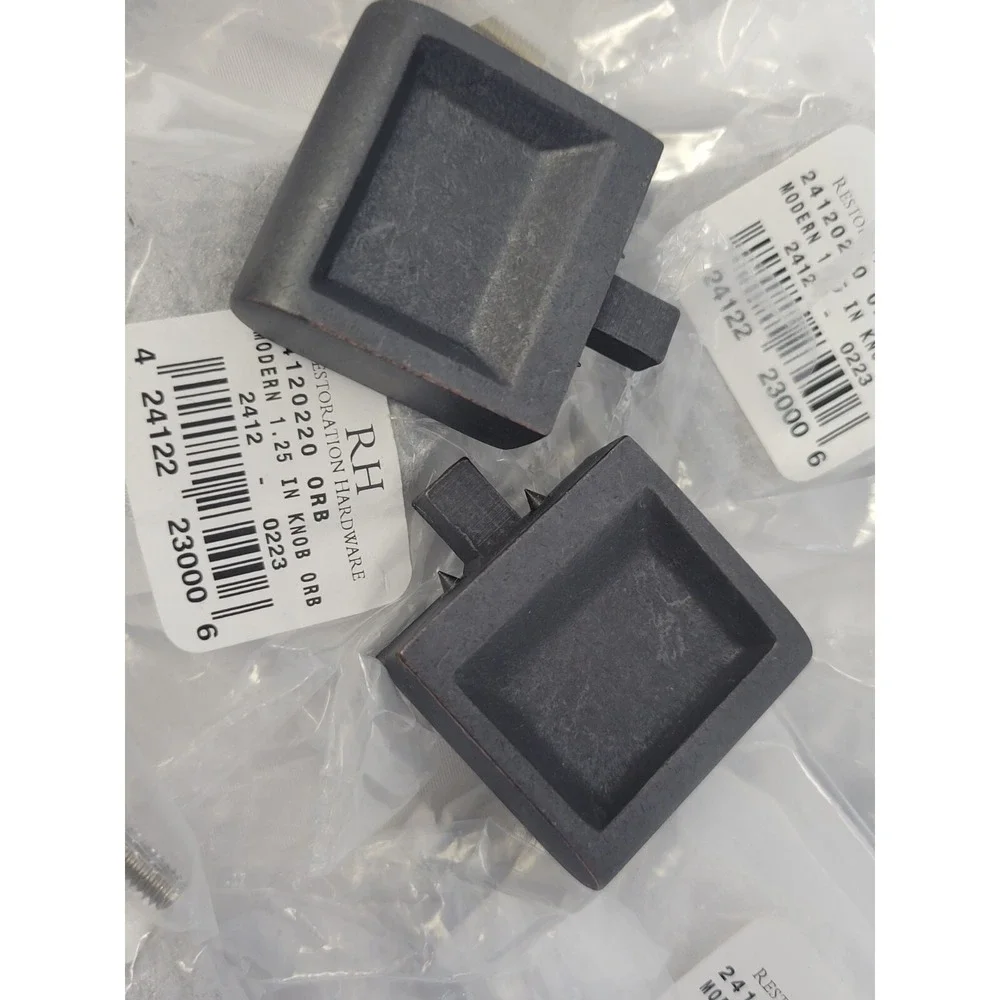 Lot of‎ 32 Restoration Hardware Brand New Modern Knobs In Bronze 1 1/4 